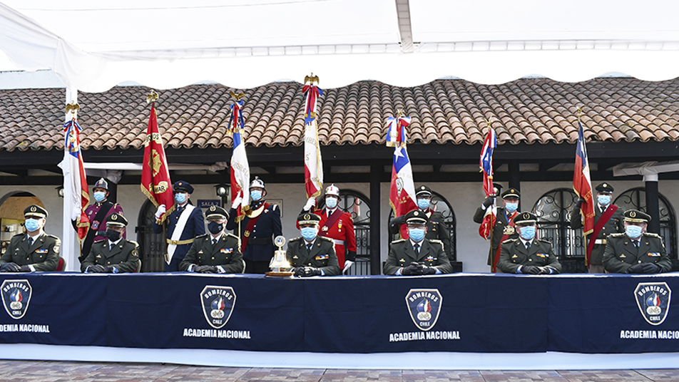 Presidente Nacional en instalación de Mesa Directiva: “Que los lemas estampados en los emblemas de nuestros Cuerpos de Bomberos nos sirvan de aliciente y motivación”