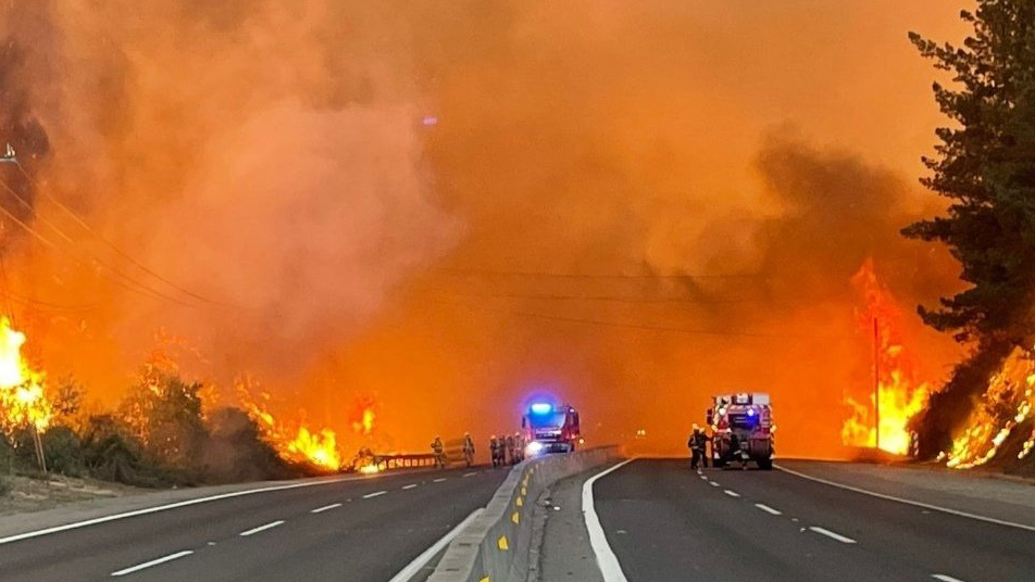 Incendio en Valparaíso supera las 350 hectáreas consumidas