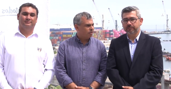 Bomberos de Iquique participó en positivo balance en campaña por “globos de los deseos”