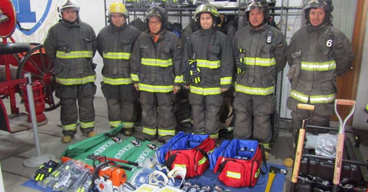 Enel Generación Chile entregó equipamiento para tres compañías de Bomberos de San Clemente