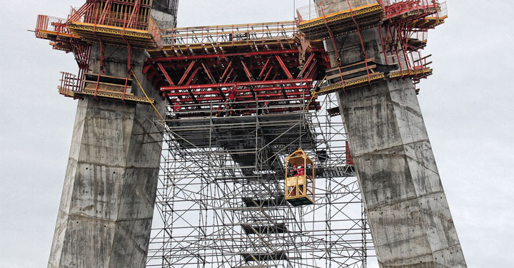 Grupo Grimp de Bomberos de Temuco participó de simulacro de rescate desde puente Treng Trenk Kay Kay