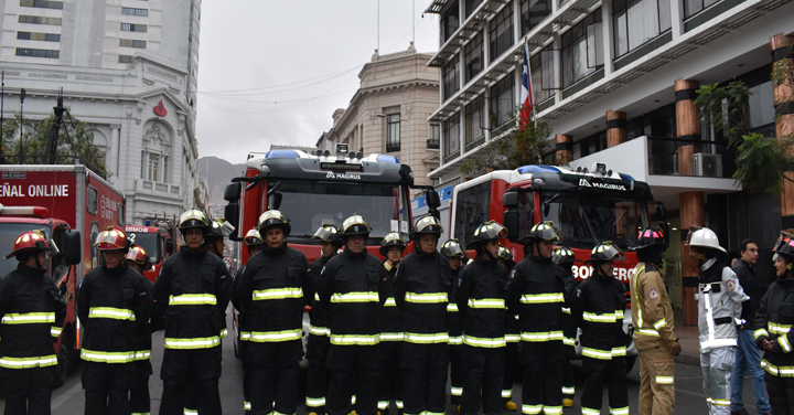 Bomberos de la Región de Antofagasta cuentan con nuevo equipamiento para concurrir a emergencias