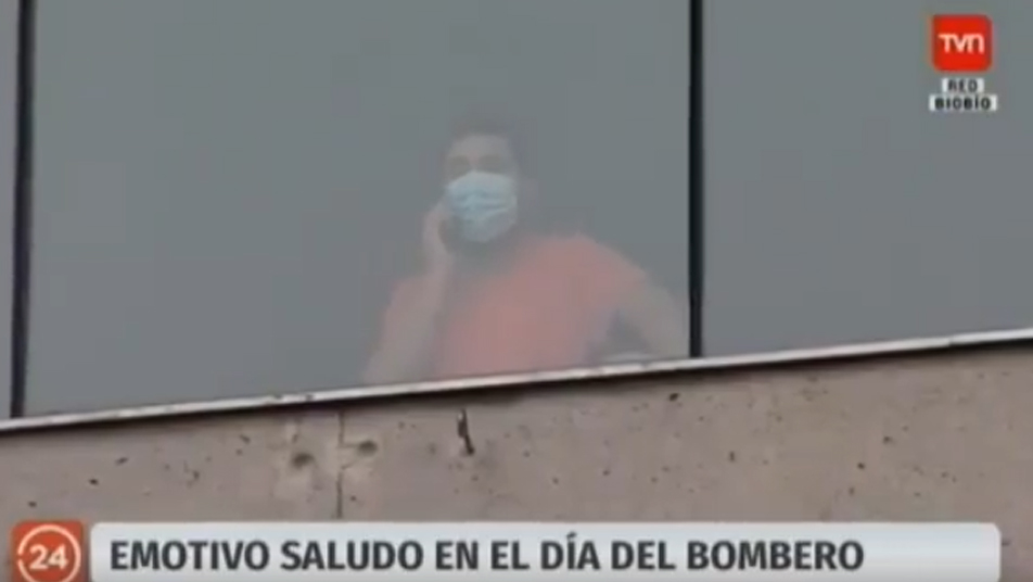 Emotivo saludo de Bomberos de Florida a voluntario que se encuentra internado en residencia sanitaria