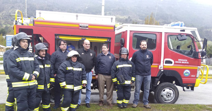 Presidente Nacional de Bomberos realizó visita a la zona sur de Aysén