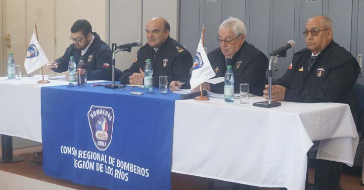 Presidente Nacional de Bomberos visita Región de Los Ríos