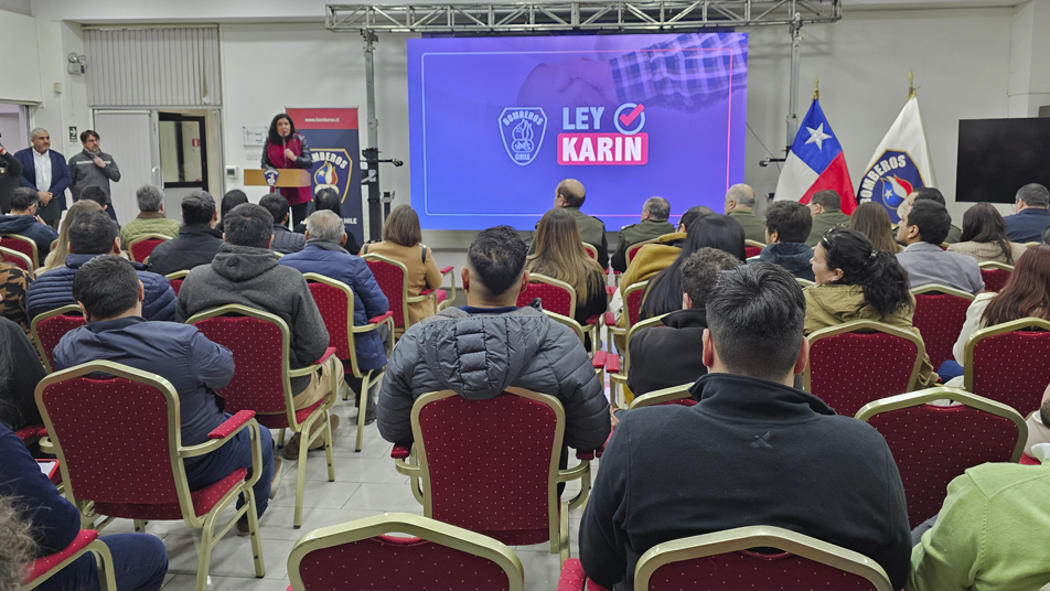 Bomberos de Chile y Dirección del Trabajo realizan charla de la nueva Ley Karin 