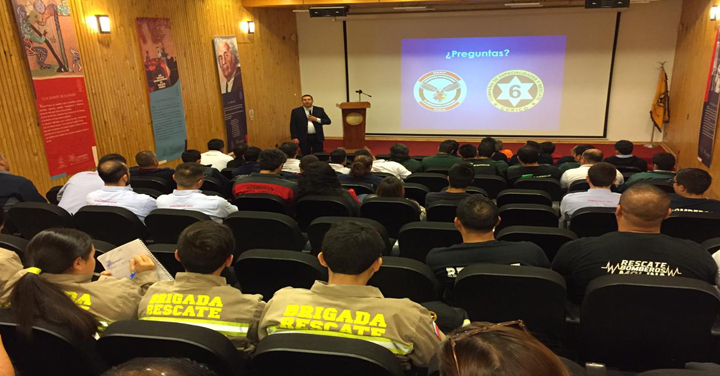 Sexta Compañía de Curicó organizó Seminario Técnico de Rescate Vehicular