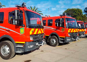 Bomberos de la Región de O’Higgins recibieron siete nuevos carros bomba 