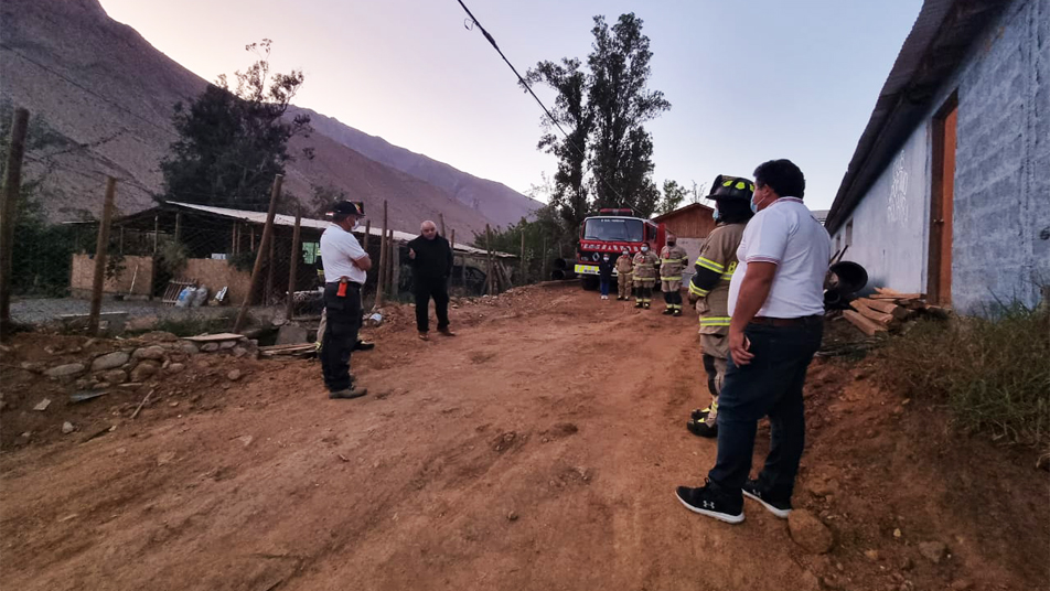 Cuerpo de Bomberos de Paihuano recibe apoyo para construcción de Sala de Máquinas 