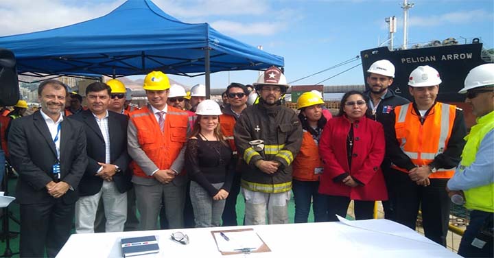 Bomberos de Antofagasta participó en simulacro de emergencia marítima
