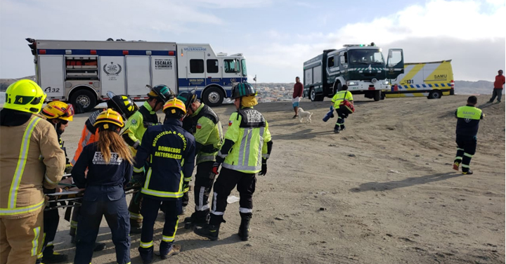 Amplio despliegue de bomberos en Antofagasta para atender diversas emergencias