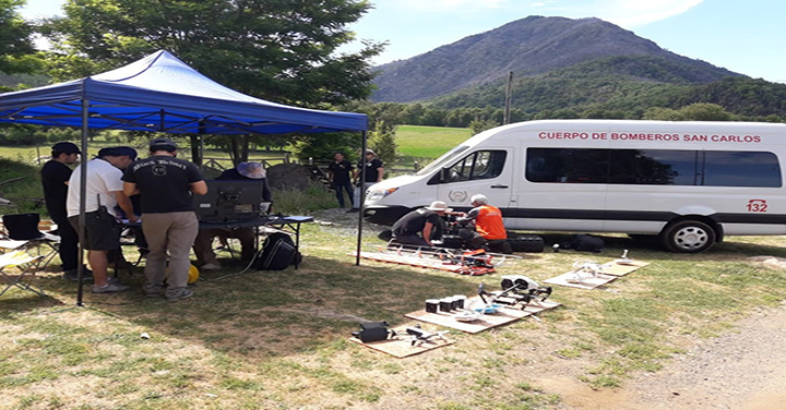 ONG Dron Sar Chile realizó capacitación al Cuerpo de Bomberos de San Carlos