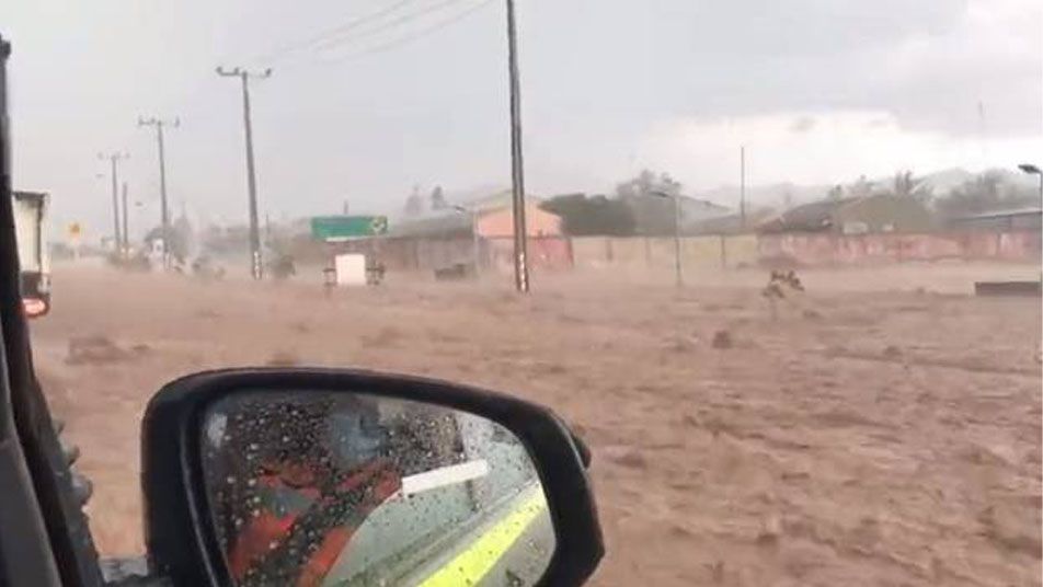 Fuertes lluvias y tormenta de arena afectaron gravemente a Bomberos de Diego de Almagro e Inca de Oro