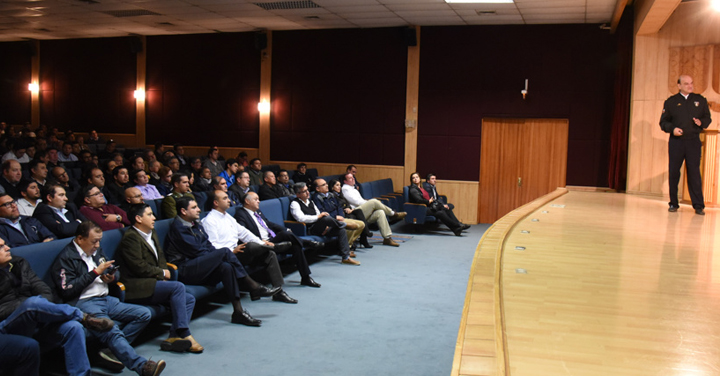 Presidente Nacional realizó exposición en Hualpén sobre los desafíos de la institución