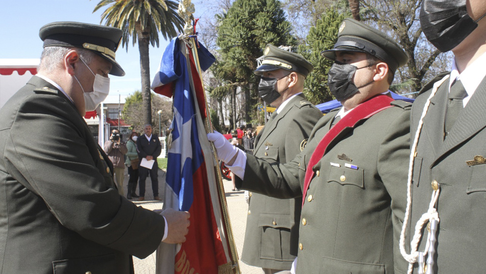 Bomberos, diversas instituciones y la comunidad, participaron del Centenario del Cuerpo de Bomberos de Cauquenes