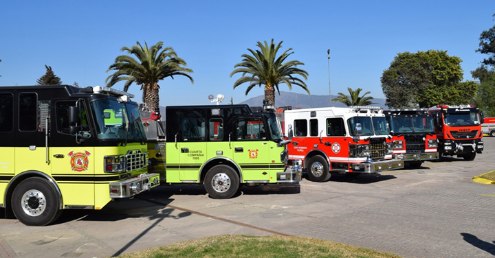 Bomberos de Tocopilla y Calama recibieron nuevos carros bomba