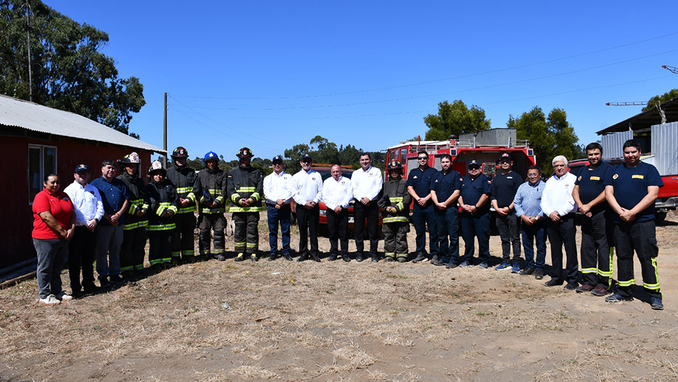 Sexta Compañía del Cuerpo de Bomberos de Coronel recibe autoridades nacionales