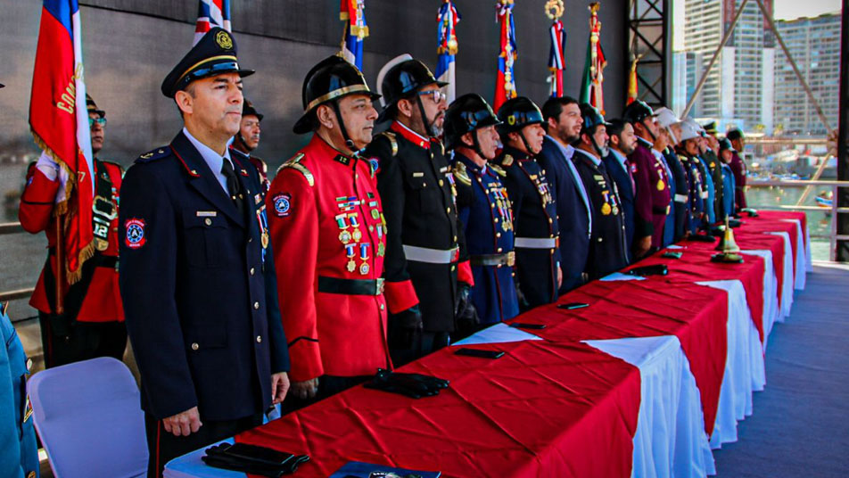 Cuerpo de Bomberos de Iquique celebra 147 años de vida institucional