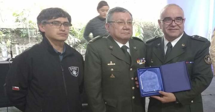 Reconocimiento al DMN por 20 años de programa RCP de Bomberos de Chile