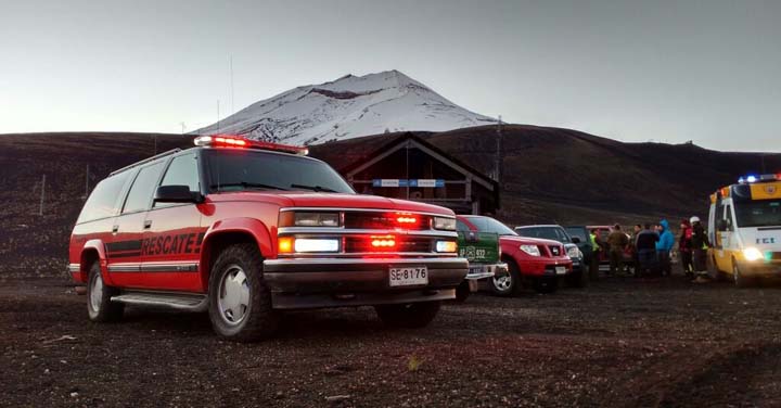 Cuerpo de Bomberos de Curacautín  trabajó en rescate en volcán Lonquimay