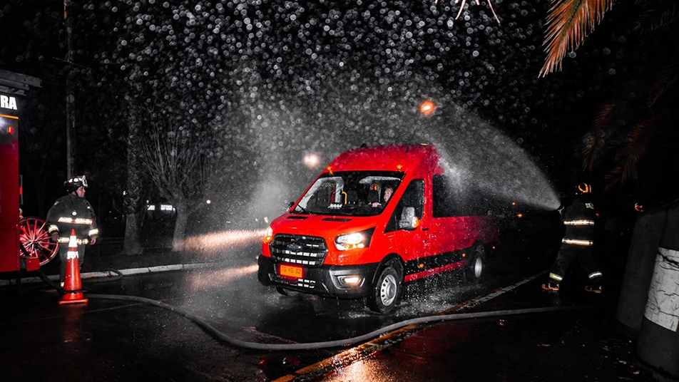 Cuerpo de Bomberos de Rauco tiene nueva unidad de transporte