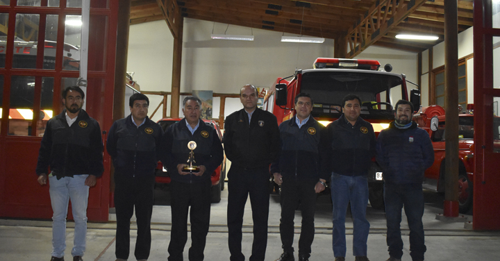 Presidente Nacional de Bomberos visitó Cuerpo de Bomberos de Zapallar