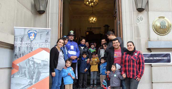 Un gran marco de público acompañó a Bomberos de Chile en el Día del Patrimonio Cultural 