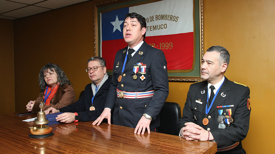 La Octava Compañía de Bomberos de Temuco celebró 41 años de historia