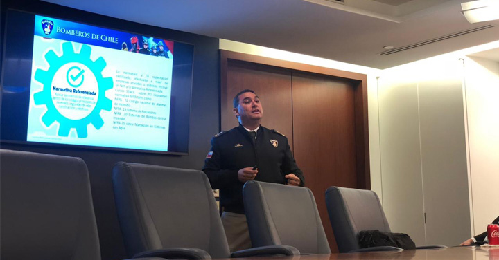 Bomberos de Chile presente en taller internacional sobre ecosistema de seguridad en protección contra incendios