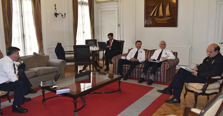 Cuerpos de Bomberos de Santa Maria, Temuco y Chonchi se reunieron con Presidente Nacional 