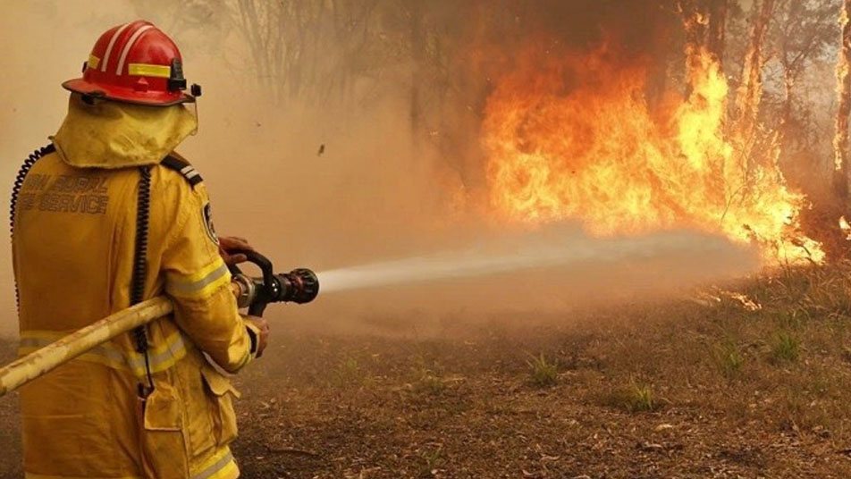 Aporte de CGE por mega incendios forestales del 2017 ya está disponible para bomberos