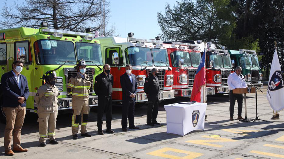 Presidente Nacional: “Esta diversidad de carros responde a las necesidades de cada Cuerpo de Bomberos, y no a una adjudicación arbitraria” 