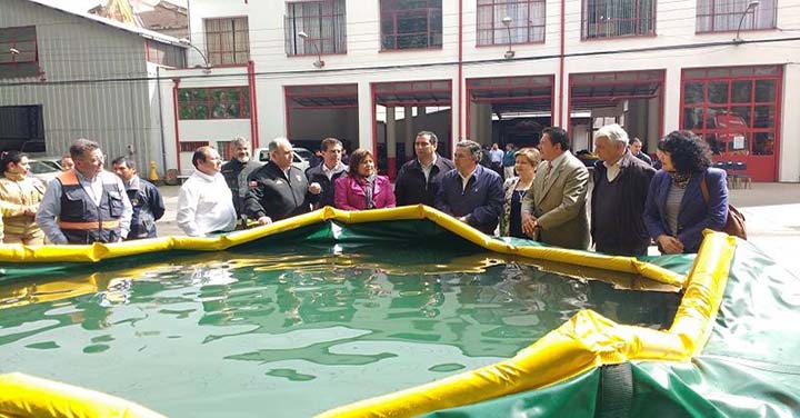 Bomberos recibió piscinas auto-soportantes para combate de incendios forestales