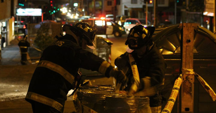 Bomberos de Iquique controla emergencia química en población O’Higgins 