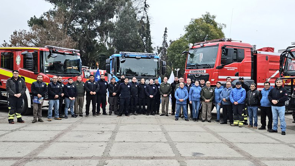 Bomberos de Ñuble reciben los primeros cinco carros de un proyecto regional que contempla 21 unidades