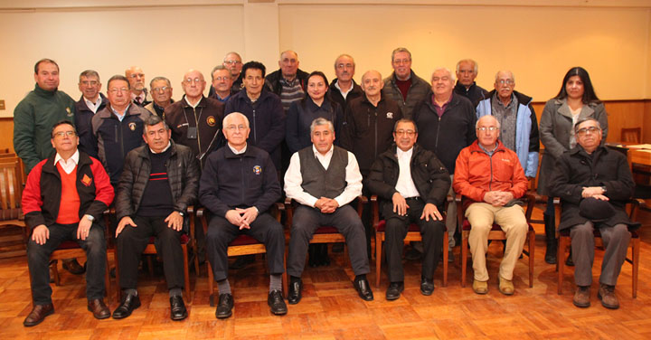 Bomberos de Temuco fundaron el primer Club del Adulto Mayor para los voluntarios