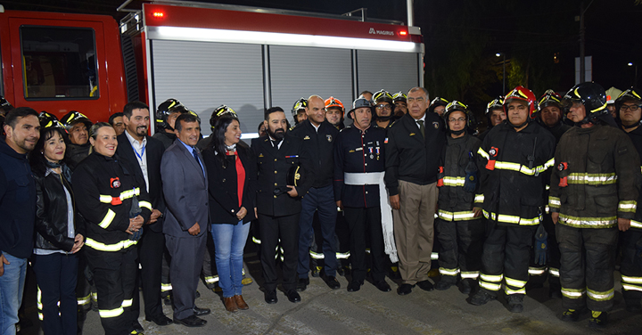 Nuevo carro para la Séptima Compañía del Cuerpo de Bomberos de Quinta Normal