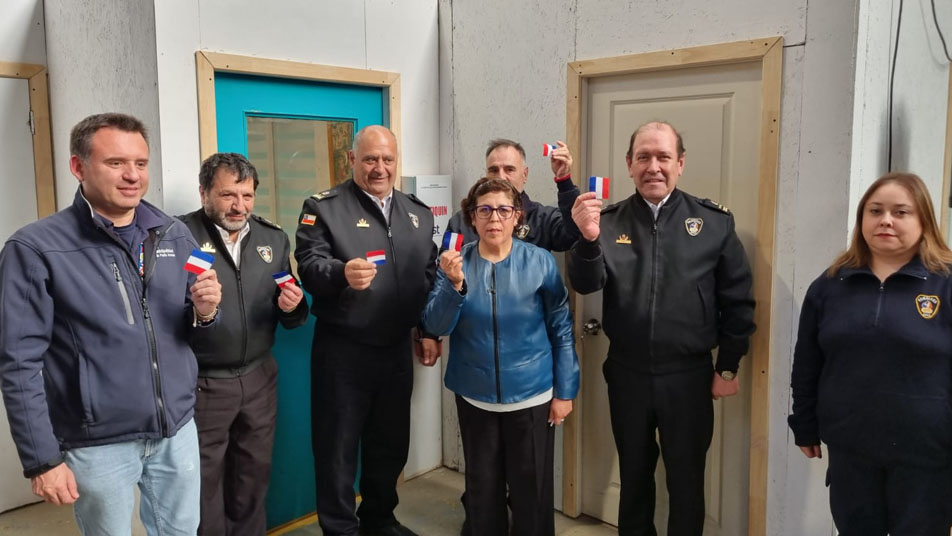 Inauguración de dependencias, entrega de unidades y visita a Puerto Williams, principales hitos del trabajo del Presidente en Magallanes