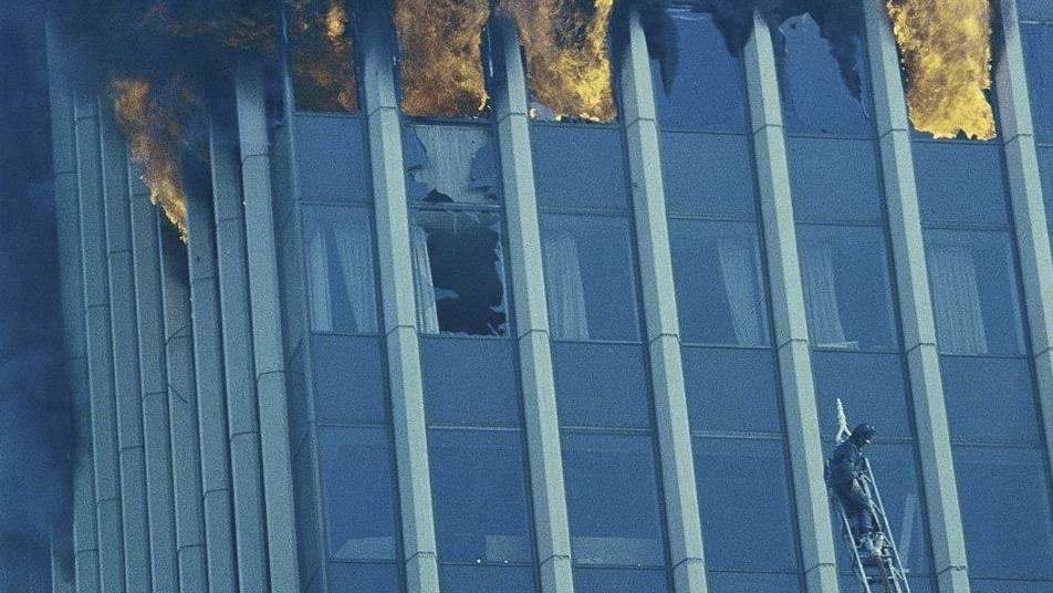 Museo de Bomberos invita a una visita guiada digital para recordar incendio de la Torre Santa María 