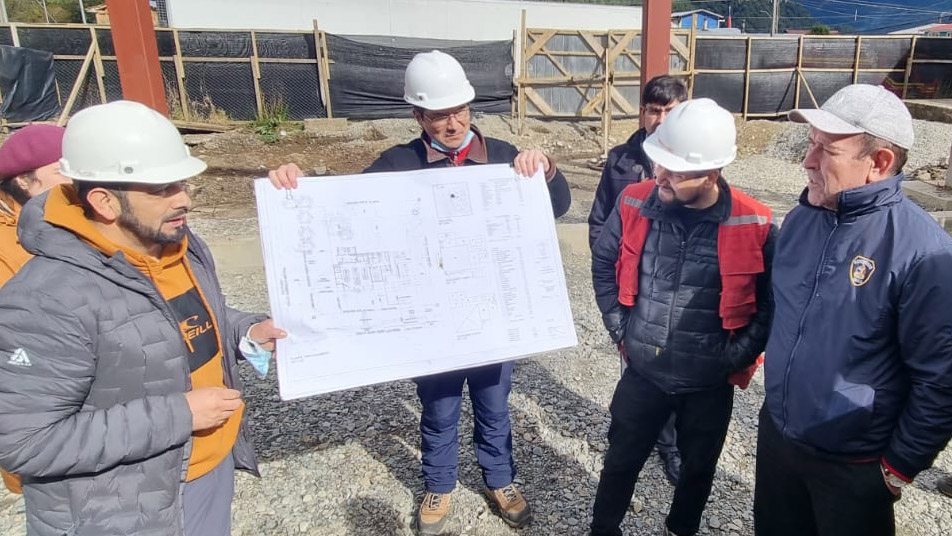 Bomberos de Puerto Aysén y Brigada de Puerto Cisnes recibieron la visita del Presidente Nacional