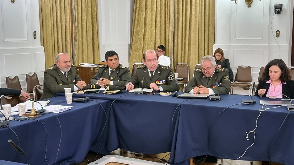 Bomberos de Chile expuso en la Comisión de Sistema Político del Consejo Constitucional