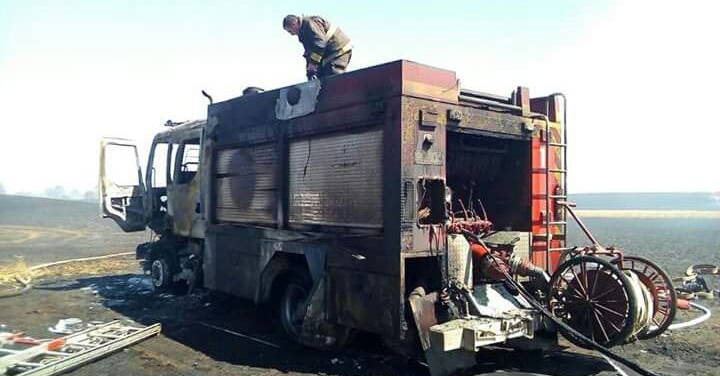 Bombero que combatía incendio en Ercilla sufrió quemaduras de gravedad