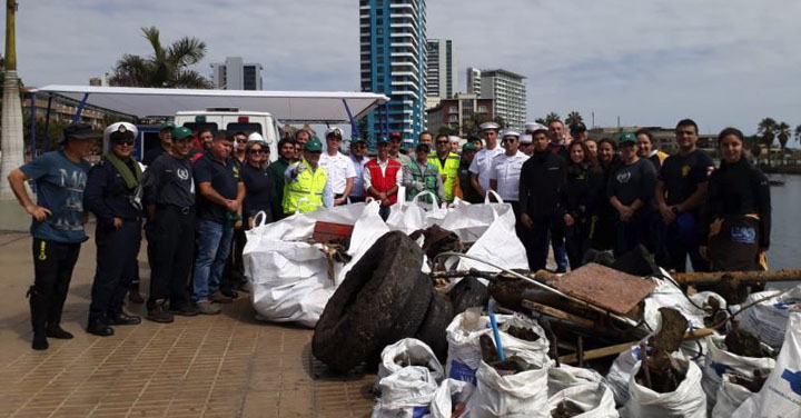 Cuerpo de Bomberos de Antofagasta participó en el primer operativo del Círculo de Seguridad y Protección de la Bahía de Antofagasta de 2019