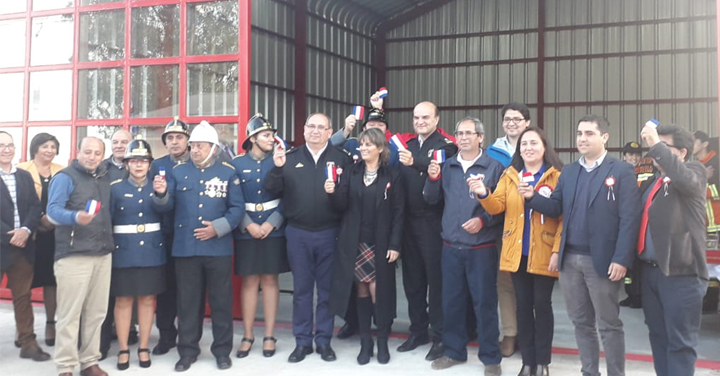 Máxima autoridad de Bomberos de Chile visita la Región de Ñuble 