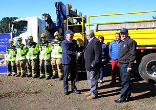 Empresa Ruta de La Araucanía donó barreras de contención a Bomberos de Temuco 