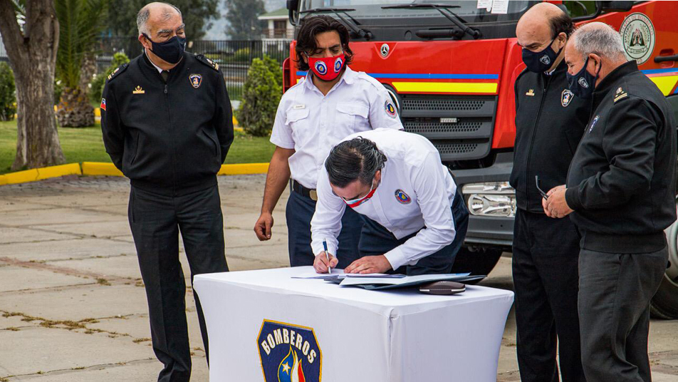 Consejo Metropolitano entrega nuevas unidades para CB Metropolitano Sur, Quinta Normal y Melipilla 