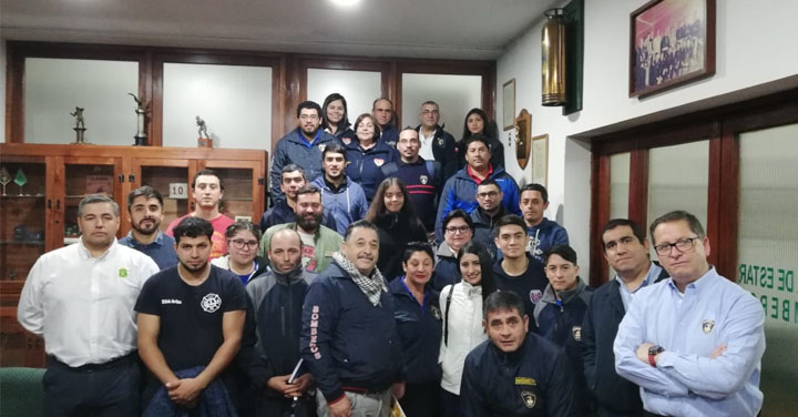 Bomberos de O'Higggins previenen acoso sexual en brigadas juveniles