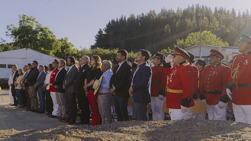 Trehuaco tendrá nuevo Cuartel: Se puso la primera piedra para moderno edificio institucional 