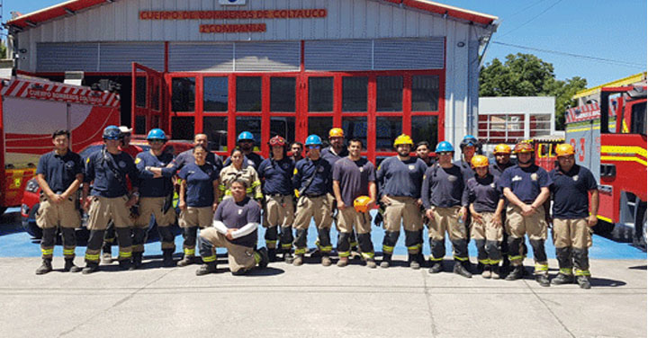 Bomba Viña del Mar imparte curso de rescate en altura en Coltauco