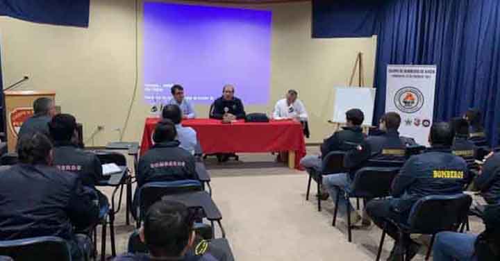 Rector de la Academia Nacional de Bomberos visitó la Región de Aysén